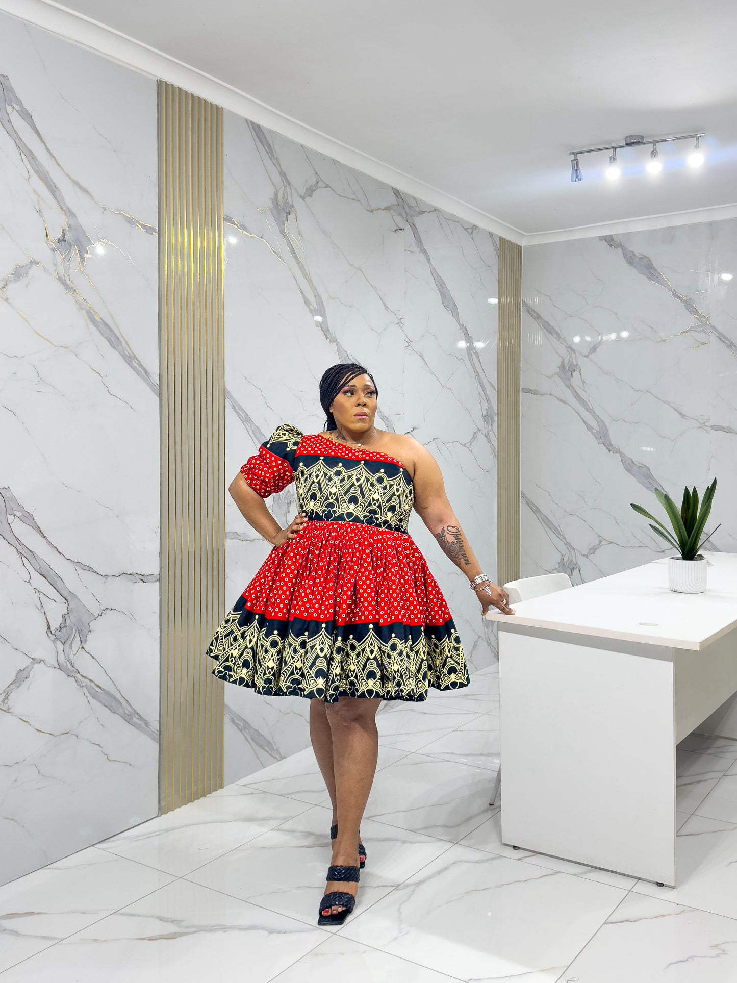 Zokhahlamba One arm Dress